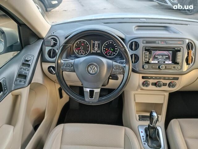 Серый Фольксваген Тигуан, объемом двигателя 2 л и пробегом 184 тыс. км за 10990 $, фото 14 на Automoto.ua