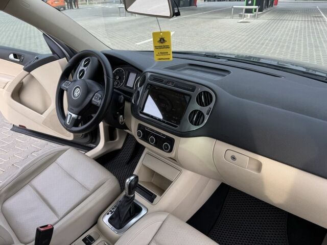 Сірий Фольксваген Тігуан, об'ємом двигуна 2 л та пробігом 184 тис. км за 11500 $, фото 15 на Automoto.ua