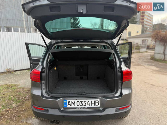 Серый Фольксваген Тигуан, объемом двигателя 1.97 л и пробегом 247 тыс. км за 14500 $, фото 8 на Automoto.ua