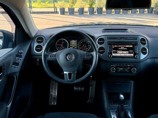 Сірий Фольксваген Тігуан, об'ємом двигуна 2 л та пробігом 186 тис. км за 14500 $, фото 17 на Automoto.ua