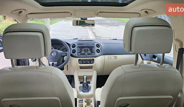 Серый Фольксваген Тигуан, объемом двигателя 2 л и пробегом 260 тыс. км за 13450 $, фото 38 на Automoto.ua