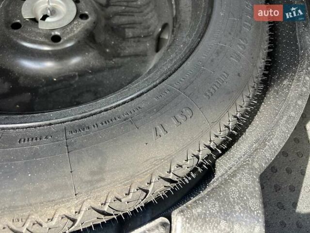 Сірий Фольксваген Тігуан, об'ємом двигуна 2 л та пробігом 160 тис. км за 9999 $, фото 19 на Automoto.ua