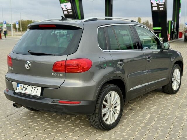 Сірий Фольксваген Тігуан, об'ємом двигуна 2 л та пробігом 184 тис. км за 11500 $, фото 4 на Automoto.ua