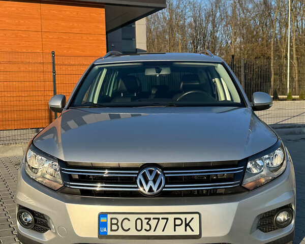 Серый Фольксваген Тигуан, объемом двигателя 2 л и пробегом 125 тыс. км за 14800 $, фото 29 на Automoto.ua