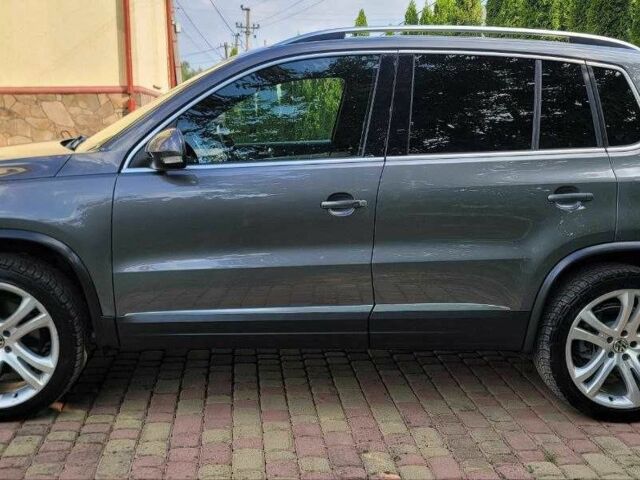 Серый Фольксваген Тигуан, объемом двигателя 2 л и пробегом 170 тыс. км за 12500 $, фото 4 на Automoto.ua