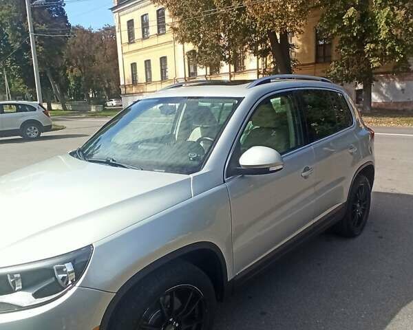 Сірий Фольксваген Тігуан, об'ємом двигуна 1.98 л та пробігом 174 тис. км за 11300 $, фото 8 на Automoto.ua