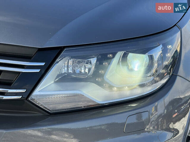 Серый Фольксваген Тигуан, объемом двигателя 2 л и пробегом 205 тыс. км за 15500 $, фото 10 на Automoto.ua