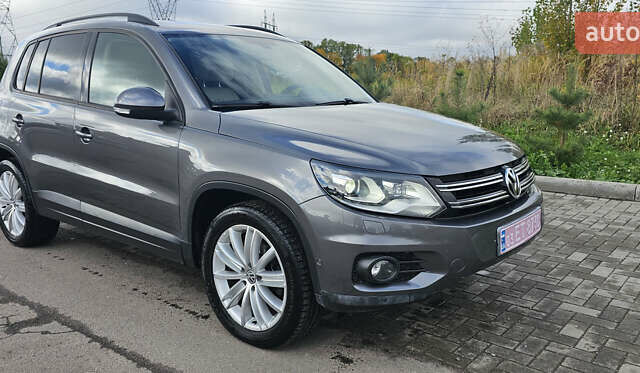 Серый Фольксваген Тигуан, объемом двигателя 2 л и пробегом 260 тыс. км за 13450 $, фото 21 на Automoto.ua