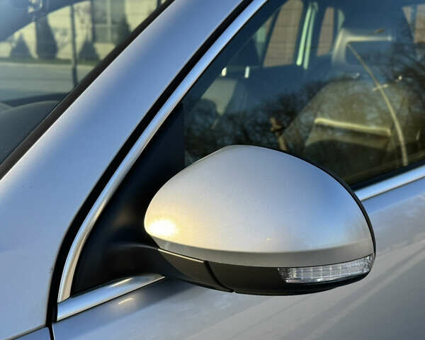 Серый Фольксваген Тигуан, объемом двигателя 2 л и пробегом 125 тыс. км за 14800 $, фото 9 на Automoto.ua