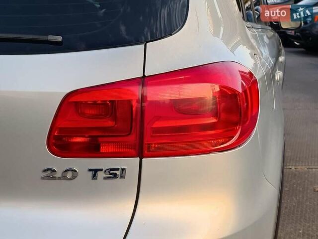 Серый Фольксваген Тигуан, объемом двигателя 2 л и пробегом 184 тыс. км за 10990 $, фото 8 на Automoto.ua