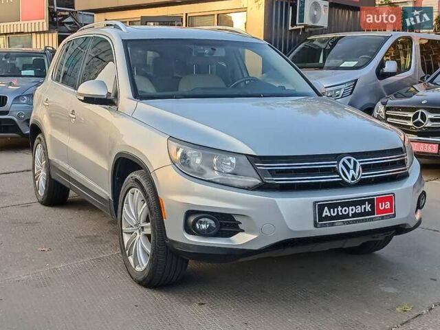 Серый Фольксваген Тигуан, объемом двигателя 2 л и пробегом 184 тыс. км за 10990 $, фото 2 на Automoto.ua