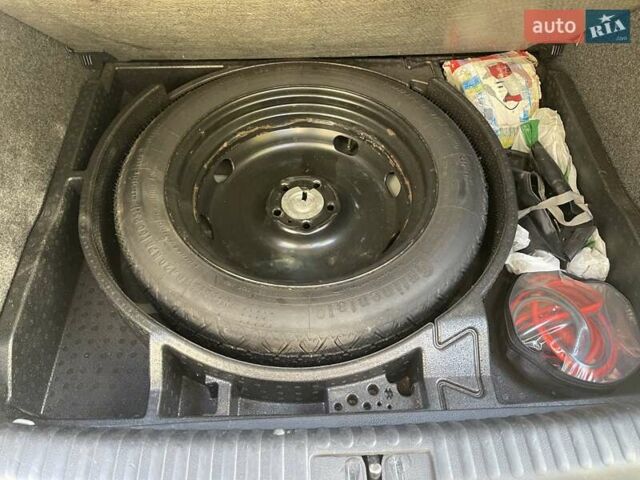 Серый Фольксваген Тигуан, объемом двигателя 1.98 л и пробегом 250 тыс. км за 13200 $, фото 14 на Automoto.ua