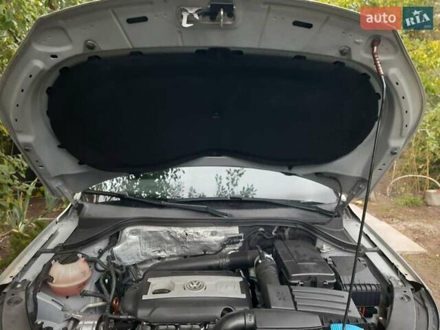 Сірий Фольксваген Тігуан, об'ємом двигуна 1.98 л та пробігом 175 тис. км за 15500 $, фото 18 на Automoto.ua