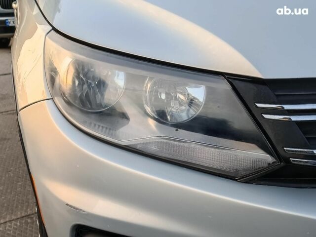 Серый Фольксваген Тигуан, объемом двигателя 2 л и пробегом 184 тыс. км за 10990 $, фото 3 на Automoto.ua