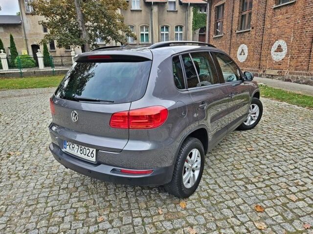 Серый Фольксваген Тигуан, объемом двигателя 1.4 л и пробегом 100 тыс. км за 8000 $, фото 14 на Automoto.ua