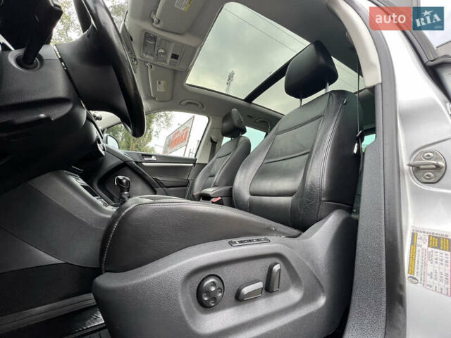 Серый Фольксваген Тигуан, объемом двигателя 2 л и пробегом 216 тыс. км за 10999 $, фото 20 на Automoto.ua