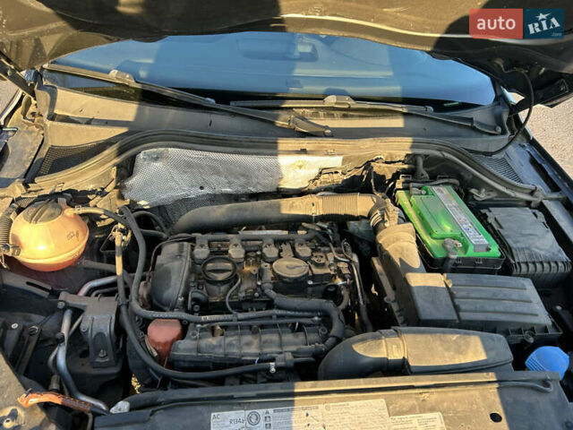 Серый Фольксваген Тигуан, объемом двигателя 1.98 л и пробегом 220 тыс. км за 11000 $, фото 48 на Automoto.ua