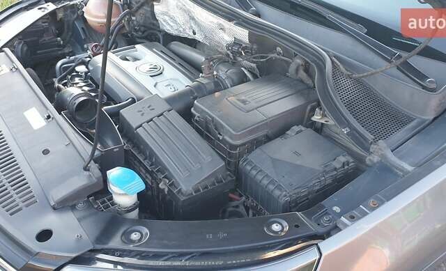 Сірий Фольксваген Тігуан, об'ємом двигуна 1.98 л та пробігом 227 тис. км за 11500 $, фото 31 на Automoto.ua