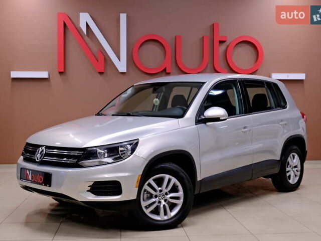 Сірий Фольксваген Тігуан, об'ємом двигуна 2 л та пробігом 170 тис. км за 9900 $, фото 10 на Automoto.ua