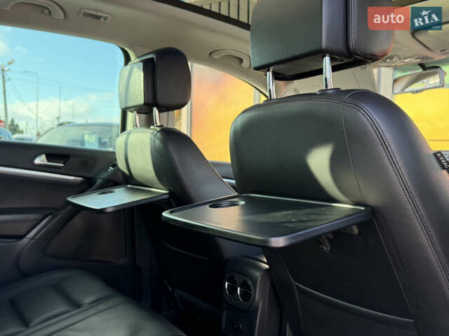 Серый Фольксваген Тигуан, объемом двигателя 2 л и пробегом 205 тыс. км за 15500 $, фото 34 на Automoto.ua