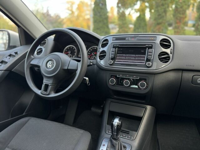 Серый Фольксваген Тигуан, объемом двигателя 2 л и пробегом 170 тыс. км за 9990 $, фото 13 на Automoto.ua