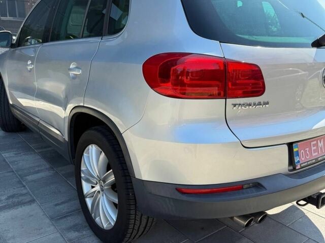 Серый Фольксваген Тигуан, объемом двигателя 2 л и пробегом 215 тыс. км за 9700 $, фото 7 на Automoto.ua