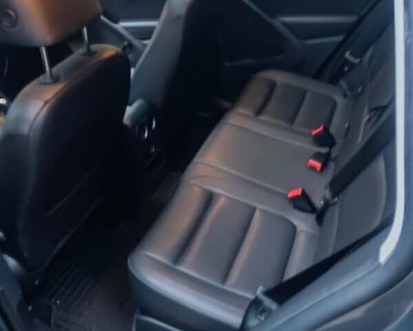 Серый Фольксваген Тигуан, объемом двигателя 1.98 л и пробегом 169 тыс. км за 12499 $, фото 8 на Automoto.ua