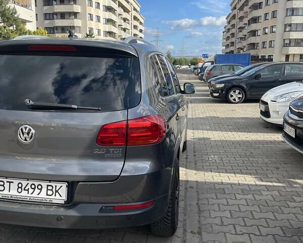 Серый Фольксваген Тигуан, объемом двигателя 1.97 л и пробегом 247 тыс. км за 14500 $, фото 58 на Automoto.ua