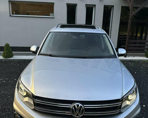 Серый Фольксваген Тигуан, объемом двигателя 2 л и пробегом 222 тыс. км за 12900 $, фото 7 на Automoto.ua