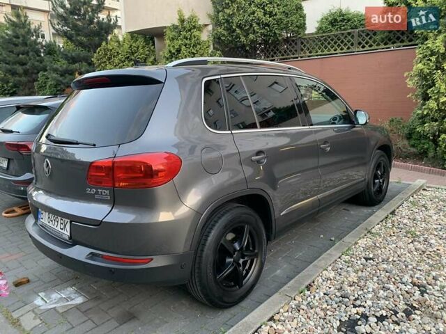 Серый Фольксваген Тигуан, объемом двигателя 1.97 л и пробегом 247 тыс. км за 14500 $, фото 26 на Automoto.ua
