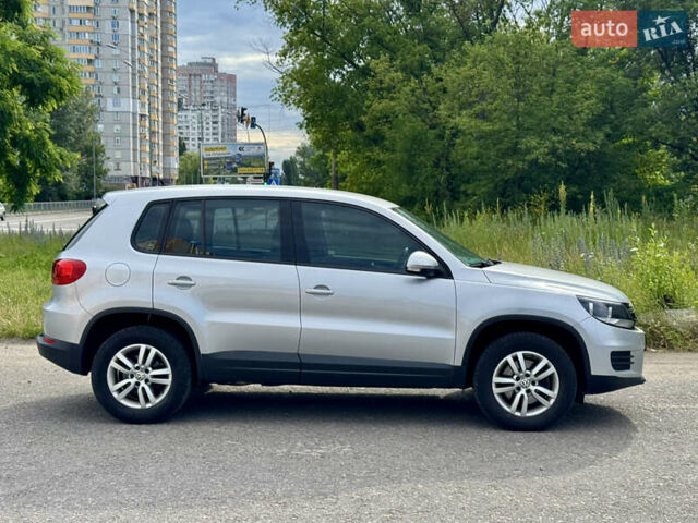 Серый Фольксваген Тигуан, объемом двигателя 1.98 л и пробегом 203 тыс. км за 10600 $, фото 67 на Automoto.ua