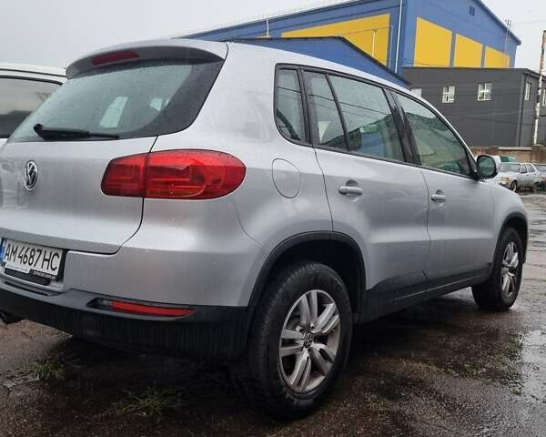 Сірий Фольксваген Тігуан, об'ємом двигуна 1.98 л та пробігом 140 тис. км за 10500 $, фото 5 на Automoto.ua