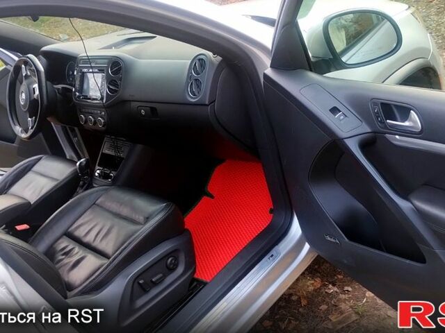 Серый Фольксваген Тигуан, объемом двигателя 2 л и пробегом 218 тыс. км за 10600 $, фото 10 на Automoto.ua