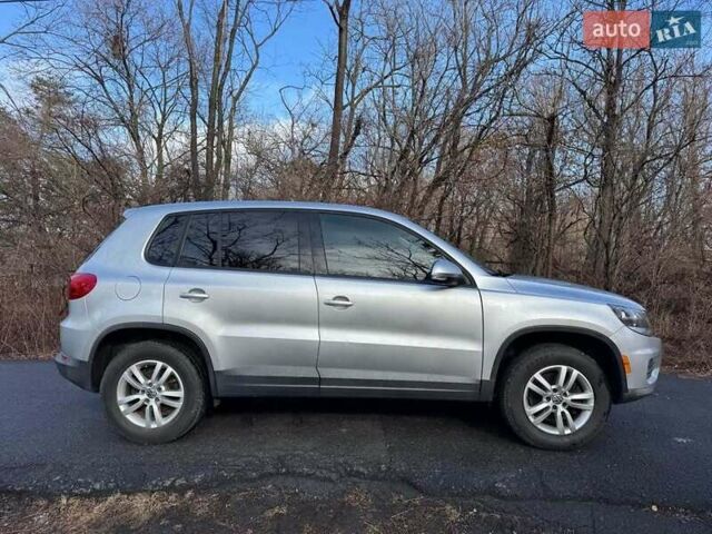 Сірий Фольксваген Тігуан, об'ємом двигуна 1.98 л та пробігом 110 тис. км за 11300 $, фото 4 на Automoto.ua