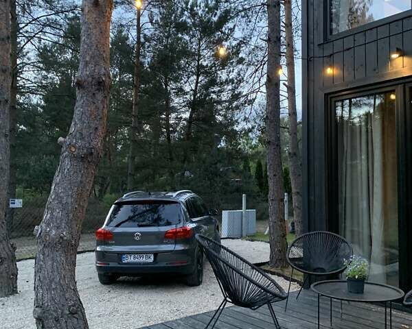 Серый Фольксваген Тигуан, объемом двигателя 1.97 л и пробегом 247 тыс. км за 14500 $, фото 37 на Automoto.ua