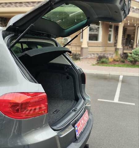 Серый Фольксваген Тигуан, объемом двигателя 1.98 л и пробегом 202 тыс. км за 13300 $, фото 25 на Automoto.ua