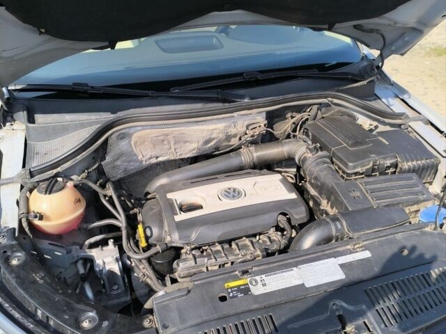 Серый Фольксваген Тигуан, объемом двигателя 2 л и пробегом 117 тыс. км за 12100 $, фото 15 на Automoto.ua