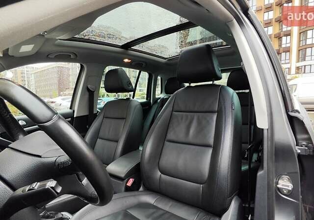 Серый Фольксваген Тигуан, объемом двигателя 1.98 л и пробегом 202 тыс. км за 13300 $, фото 54 на Automoto.ua