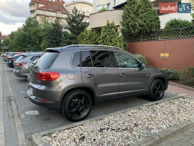 Серый Фольксваген Тигуан, объемом двигателя 1.97 л и пробегом 247 тыс. км за 14500 $, фото 36 на Automoto.ua