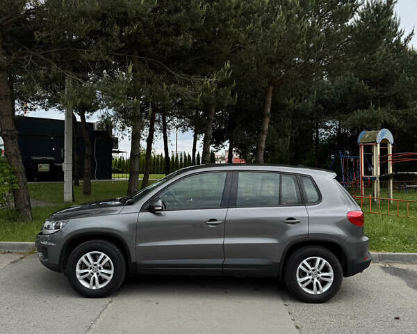 Сірий Фольксваген Тігуан, об'ємом двигуна 1.98 л та пробігом 199 тис. км за 10500 $, фото 10 на Automoto.ua