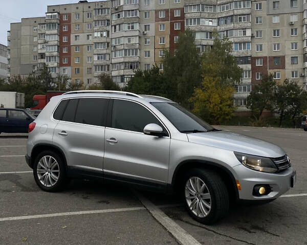 Серый Фольксваген Тигуан, объемом двигателя 1.98 л и пробегом 294 тыс. км за 11500 $, фото 9 на Automoto.ua