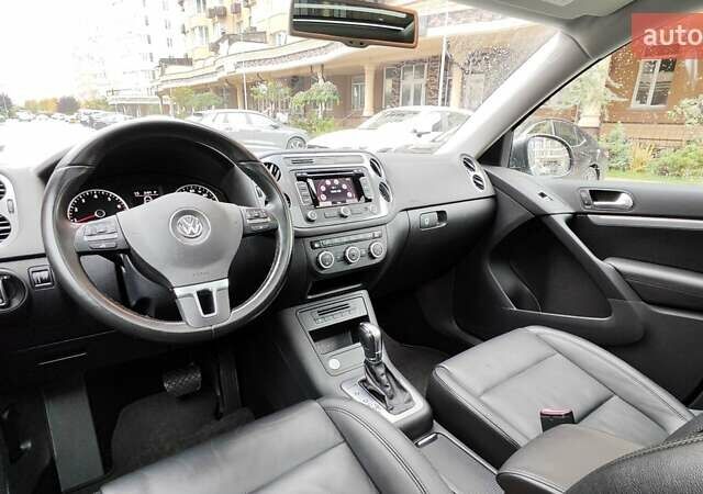 Серый Фольксваген Тигуан, объемом двигателя 1.98 л и пробегом 202 тыс. км за 13300 $, фото 39 на Automoto.ua
