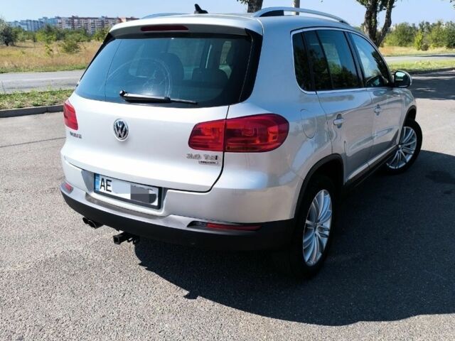 Серый Фольксваген Тигуан, объемом двигателя 2 л и пробегом 117 тыс. км за 12100 $, фото 8 на Automoto.ua