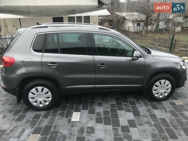 Серый Фольксваген Тигуан, объемом двигателя 1.98 л и пробегом 143 тыс. км за 10300 $, фото 9 на Automoto.ua