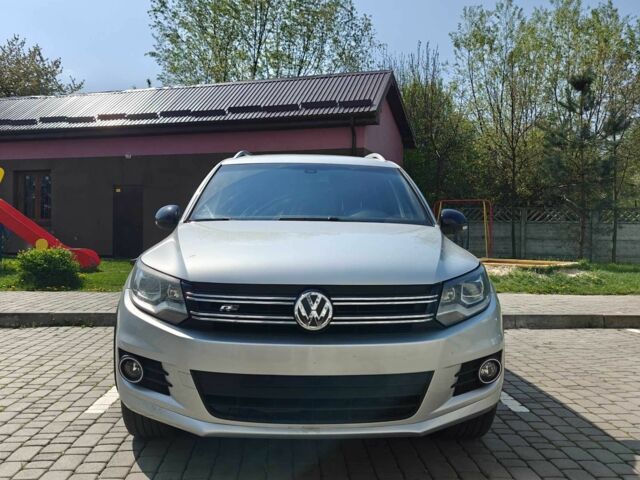 Серый Фольксваген Тигуан, объемом двигателя 2 л и пробегом 104 тыс. км за 11990 $, фото 1 на Automoto.ua