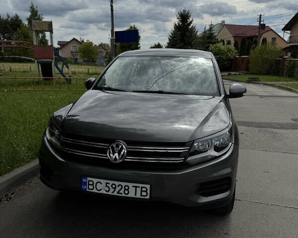 Сірий Фольксваген Тігуан, об'ємом двигуна 1.98 л та пробігом 199 тис. км за 10500 $, фото 13 на Automoto.ua