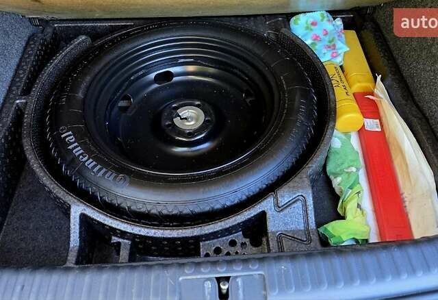 Серый Фольксваген Тигуан, объемом двигателя 1.98 л и пробегом 130 тыс. км за 14400 $, фото 12 на Automoto.ua