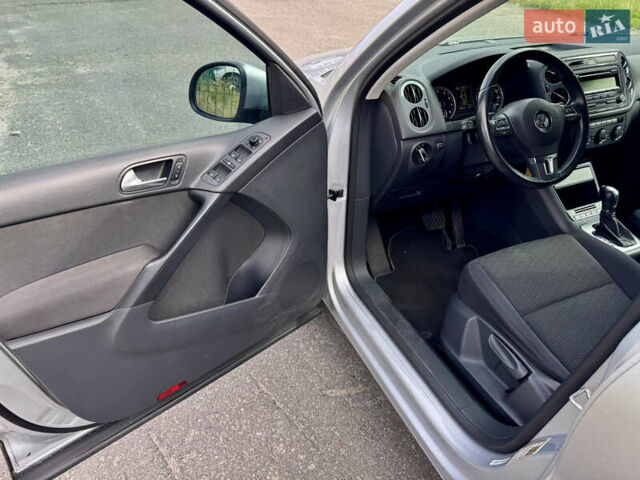 Серый Фольксваген Тигуан, объемом двигателя 1.98 л и пробегом 203 тыс. км за 10600 $, фото 14 на Automoto.ua
