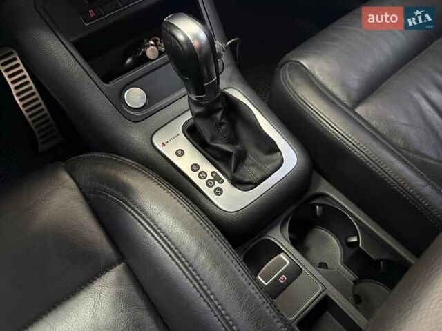 Серый Фольксваген Тигуан, объемом двигателя 2 л и пробегом 156 тыс. км за 12790 $, фото 24 на Automoto.ua