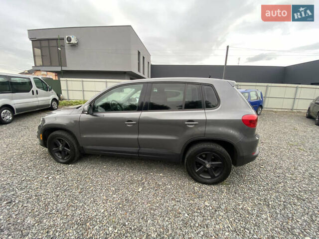 Серый Фольксваген Тигуан, объемом двигателя 1.98 л и пробегом 309 тыс. км за 9300 $, фото 8 на Automoto.ua